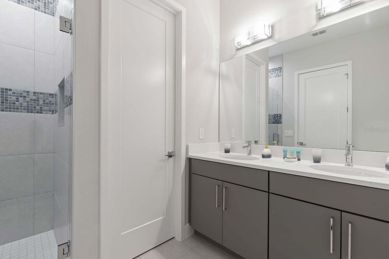 1014 Jack Nicklaus Court, Reunion, FL 34747 Photo