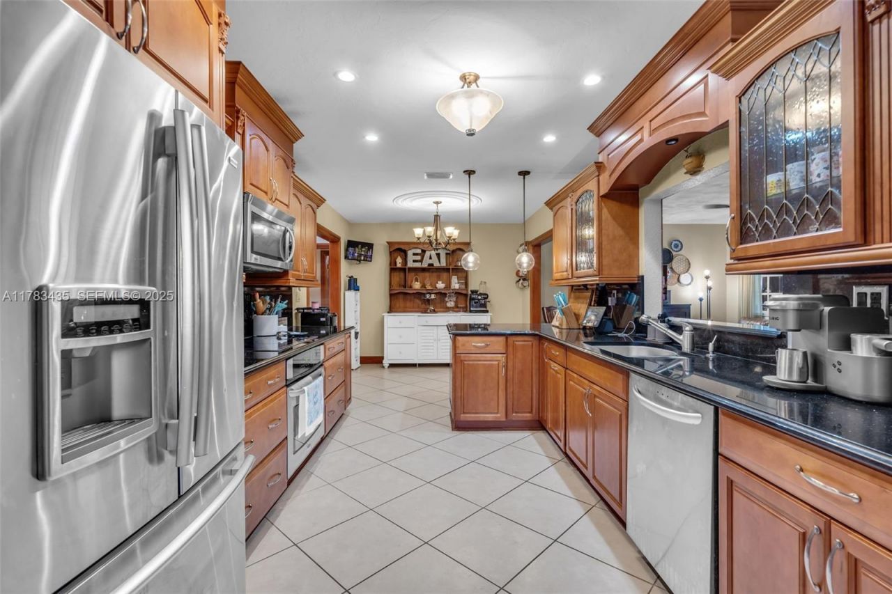 28505 SW 207th Ave, Homestead, FL 33030 Photo