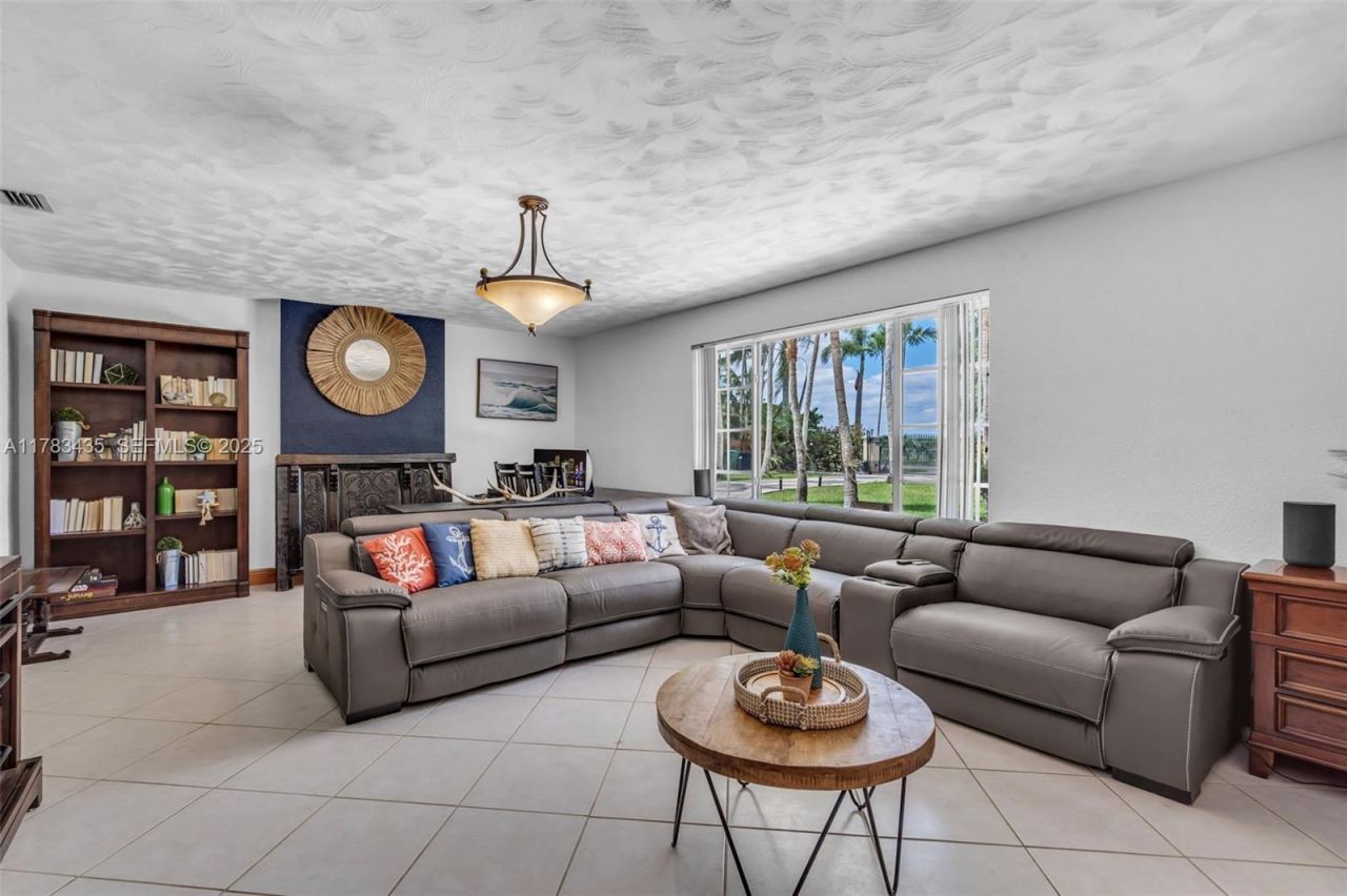 28505 SW 207th Ave, Homestead, FL 33030 Photo