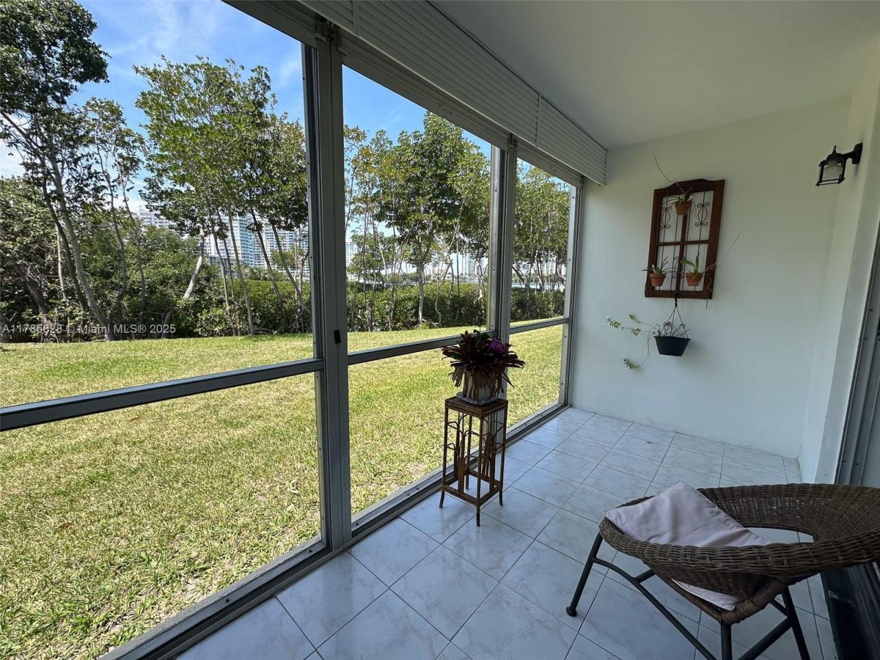 2929 Point East Dr, Unit A101, Aventura, FL 33160 Photo