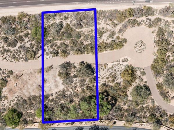 9812 E RUNNING DEER Trail, Unit 2, Scottsdale, AZ 85262