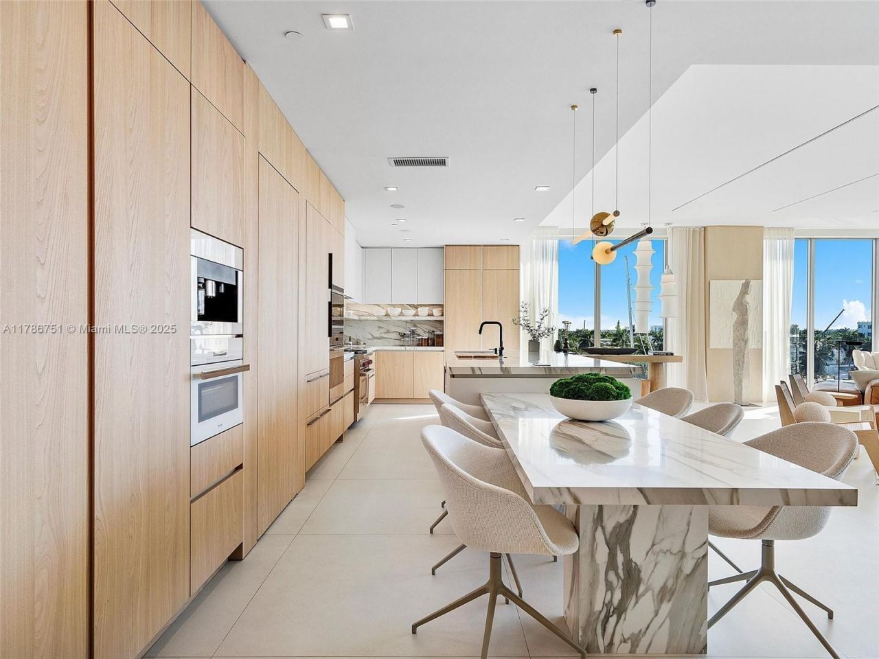 21 Isle Of Venice Dr, Unit PH1, Fort Lauderdale, FL 33301 Photo