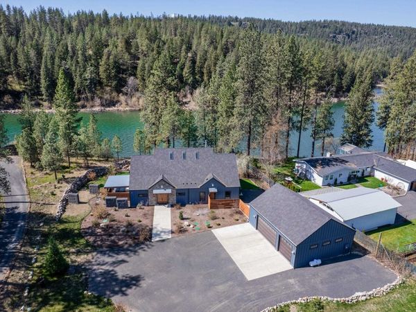 11411 N Nine Mile Rd, Nine Mile Falls, WA 99026