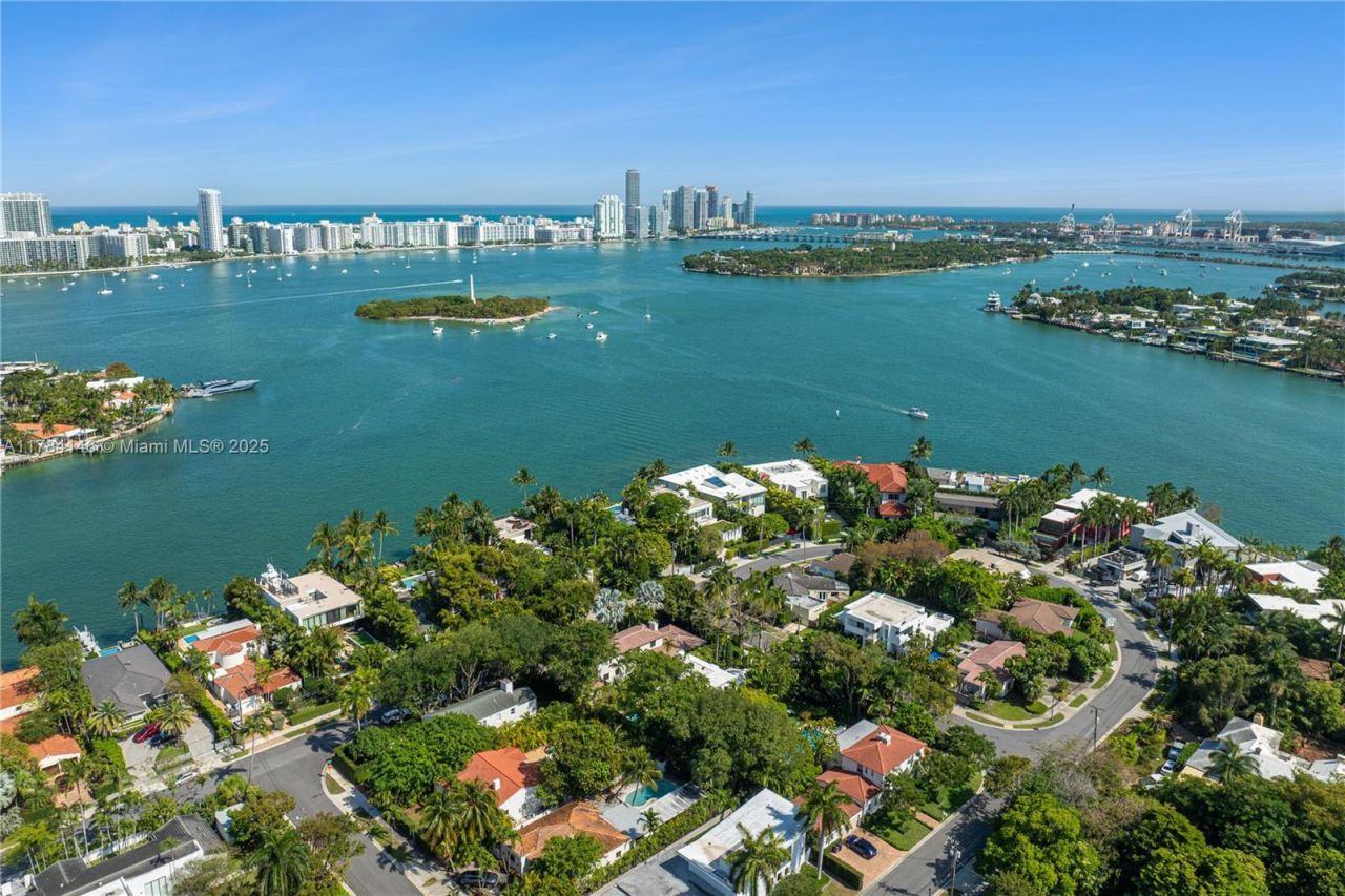 100 E Dilido Dr, Miami Beach, FL 33139 Photo