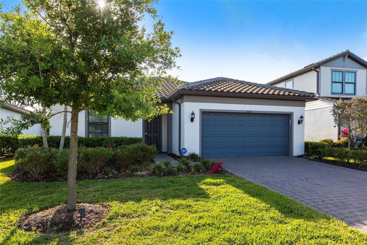 6019 Bluestar Court, Bradenton, FL 34211 Photo