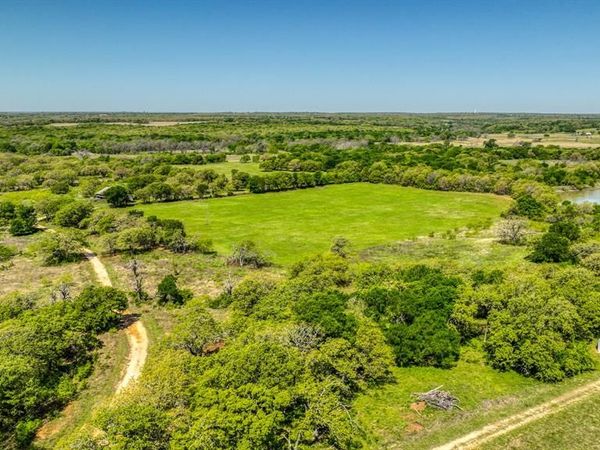 517 County Road 1364, Itasca, TX 76055