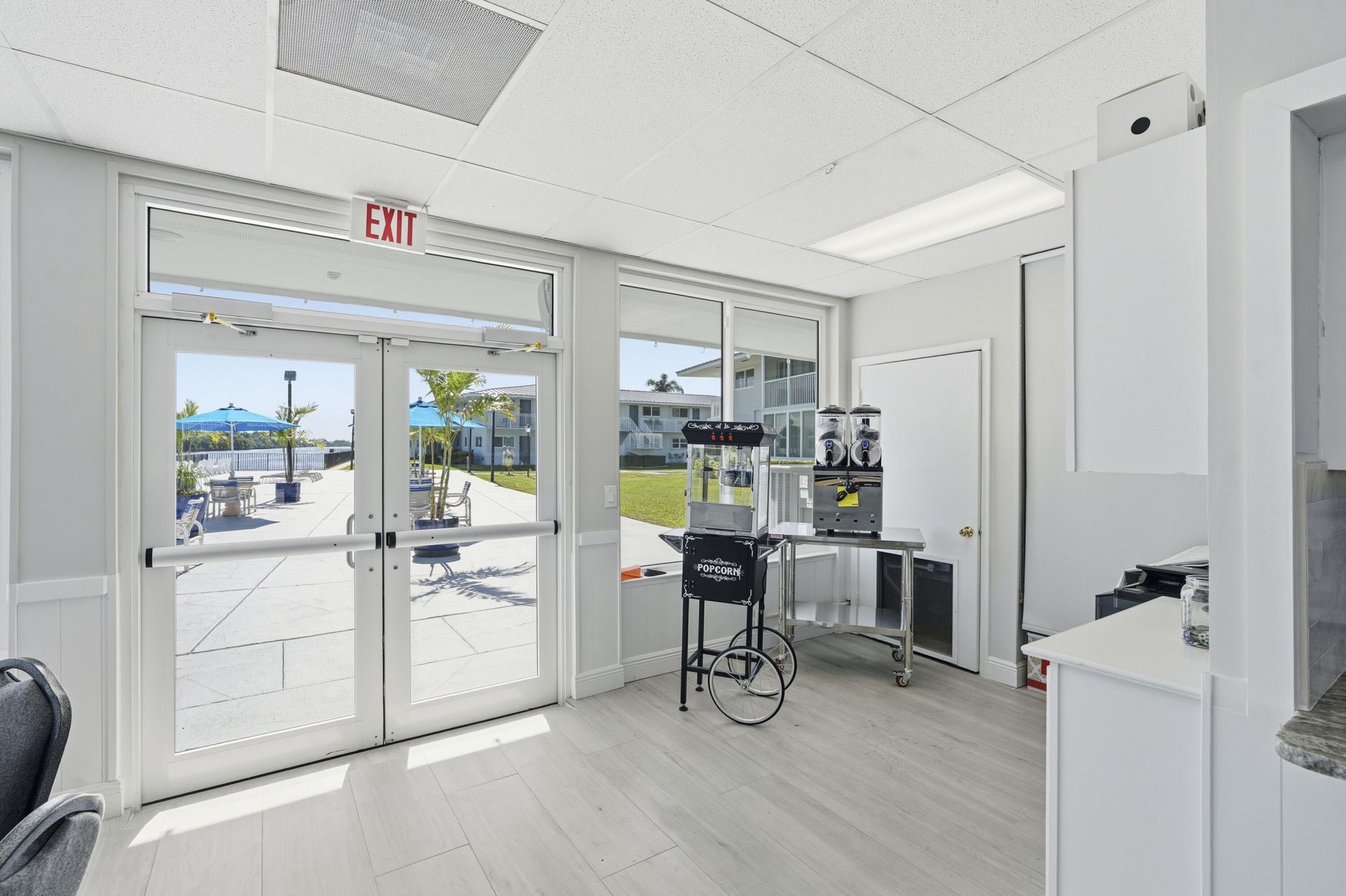 2570 S Federal Highway, Unit 1, Boynton Beach, FL 33435 Photo