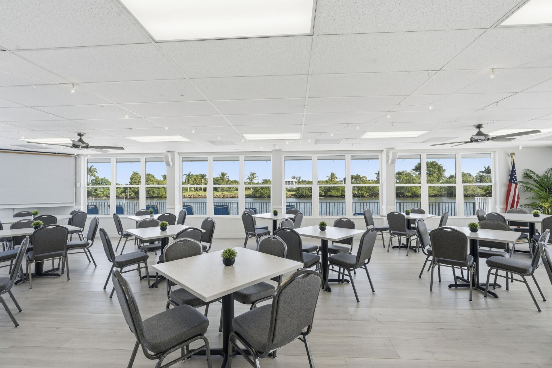 2570 S Federal Highway, Unit 1, Boynton Beach, FL 33435 Photo