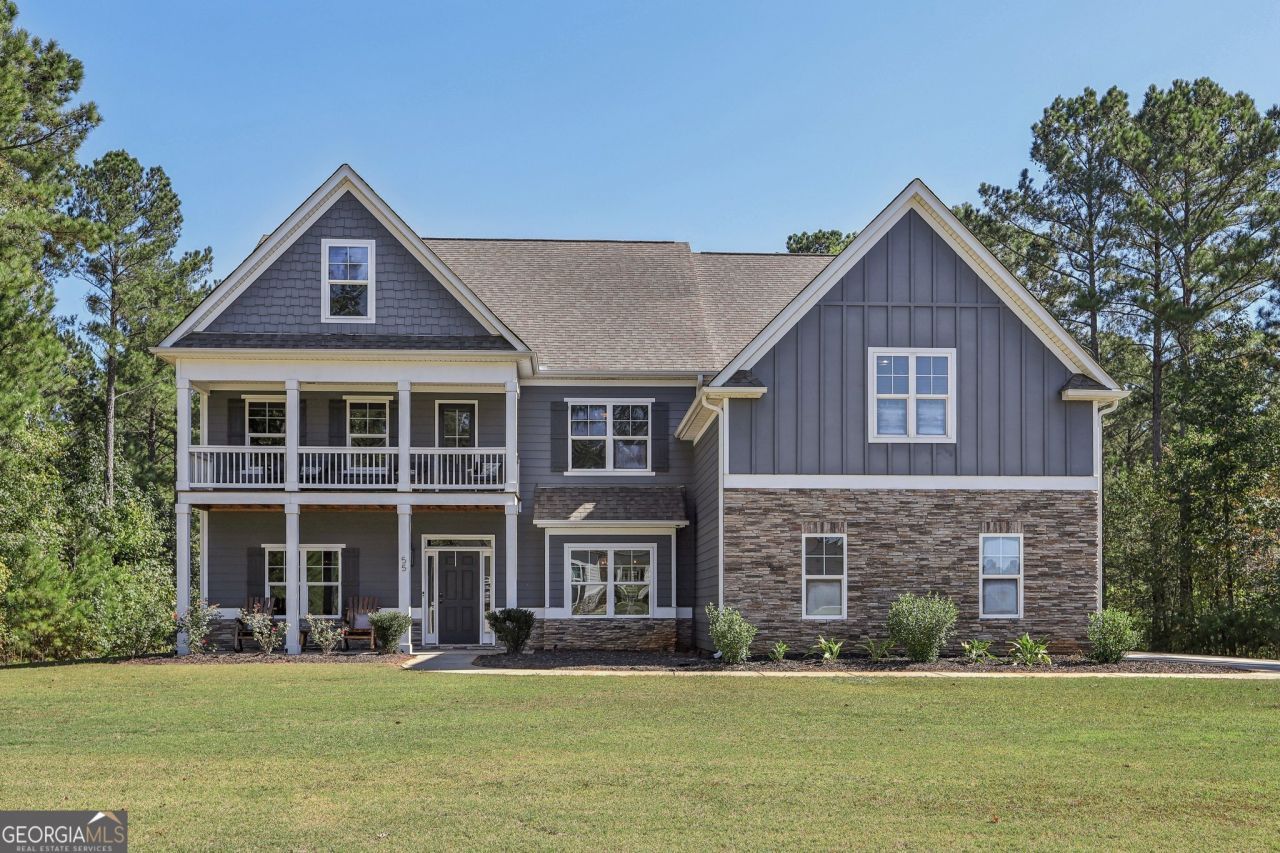 55 Fox Hall Crossing E, Senoia, GA 30276 Main Photo