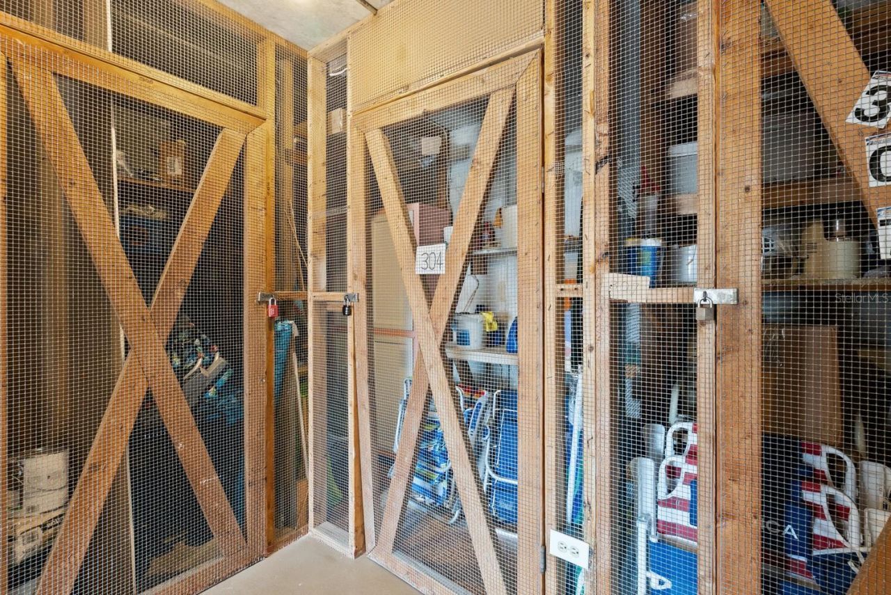 1250 N Portofino Drive, Unit 304, Sarasota, FL 34242 Photo