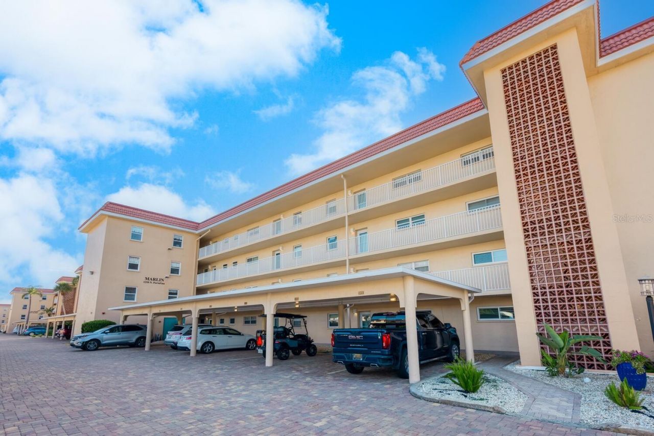 1250 N Portofino Drive, Unit 304, Sarasota, FL 34242 Photo
