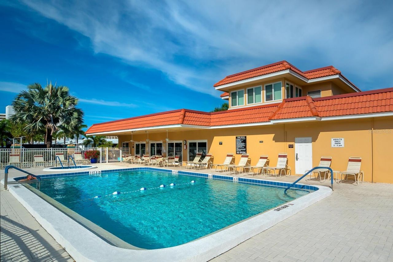 1250 N Portofino Drive, Unit 304, Sarasota, FL 34242 Photo