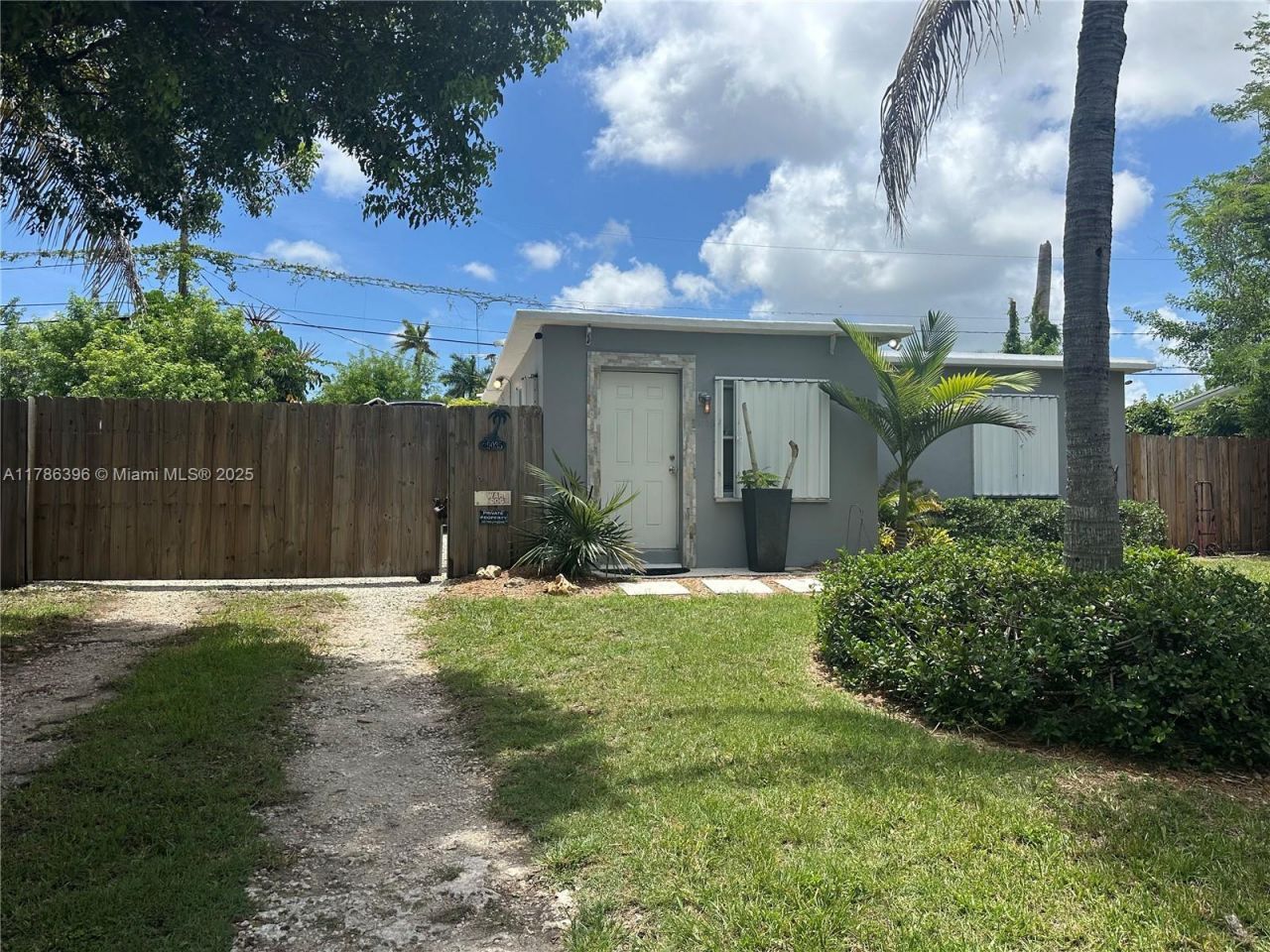 29035 Maine Rd, Homestead, FL 33033 Photo