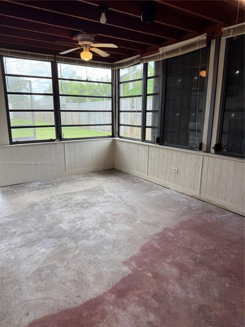 521 N 70th Way, Hollywood, FL 33024 Photo