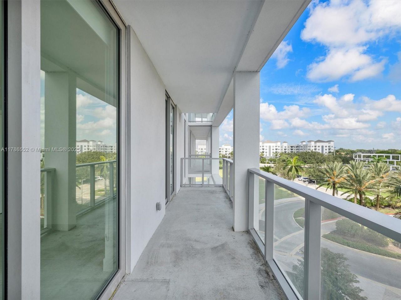 2000 Metropica Way, Unit 502, Sunrise, FL 33323 Photo