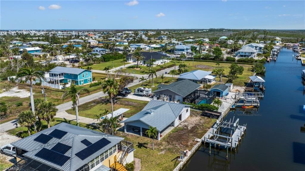 2560 Baybreeze St, Saint James City, FL 33956 Photo