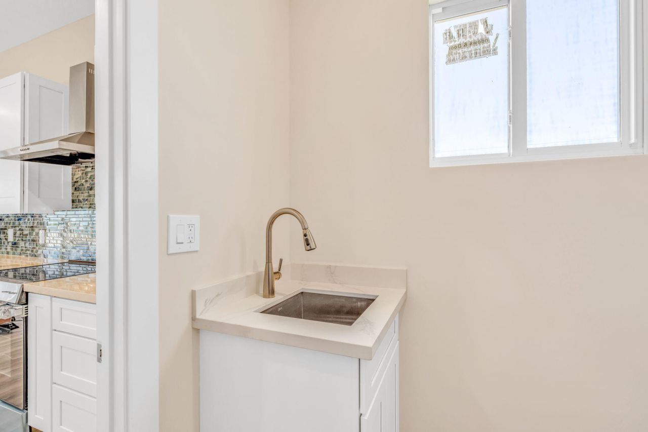 30995 Watson Boulevard, Big Pine Key, FL 33043 Photo