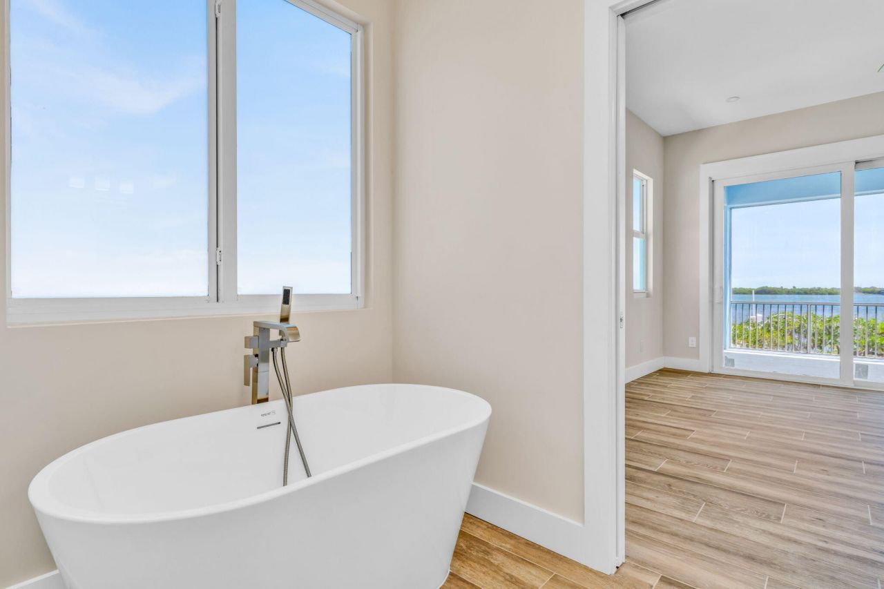 30995 Watson Boulevard, Big Pine Key, FL 33043 Photo