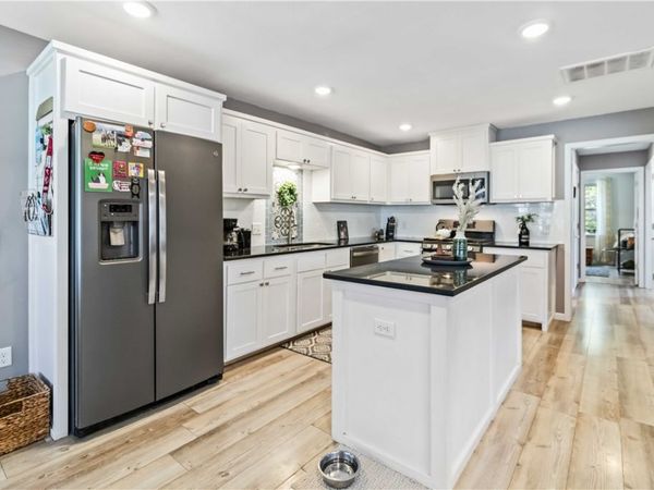 506 S West Avenue, Lincoln, AR 72744