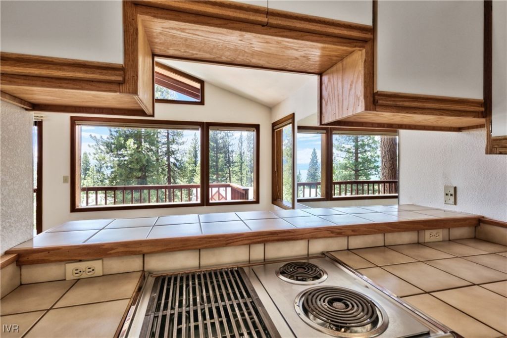 609 Lariat Circle, Unit 2, Incline Village, NV 89451 Photo