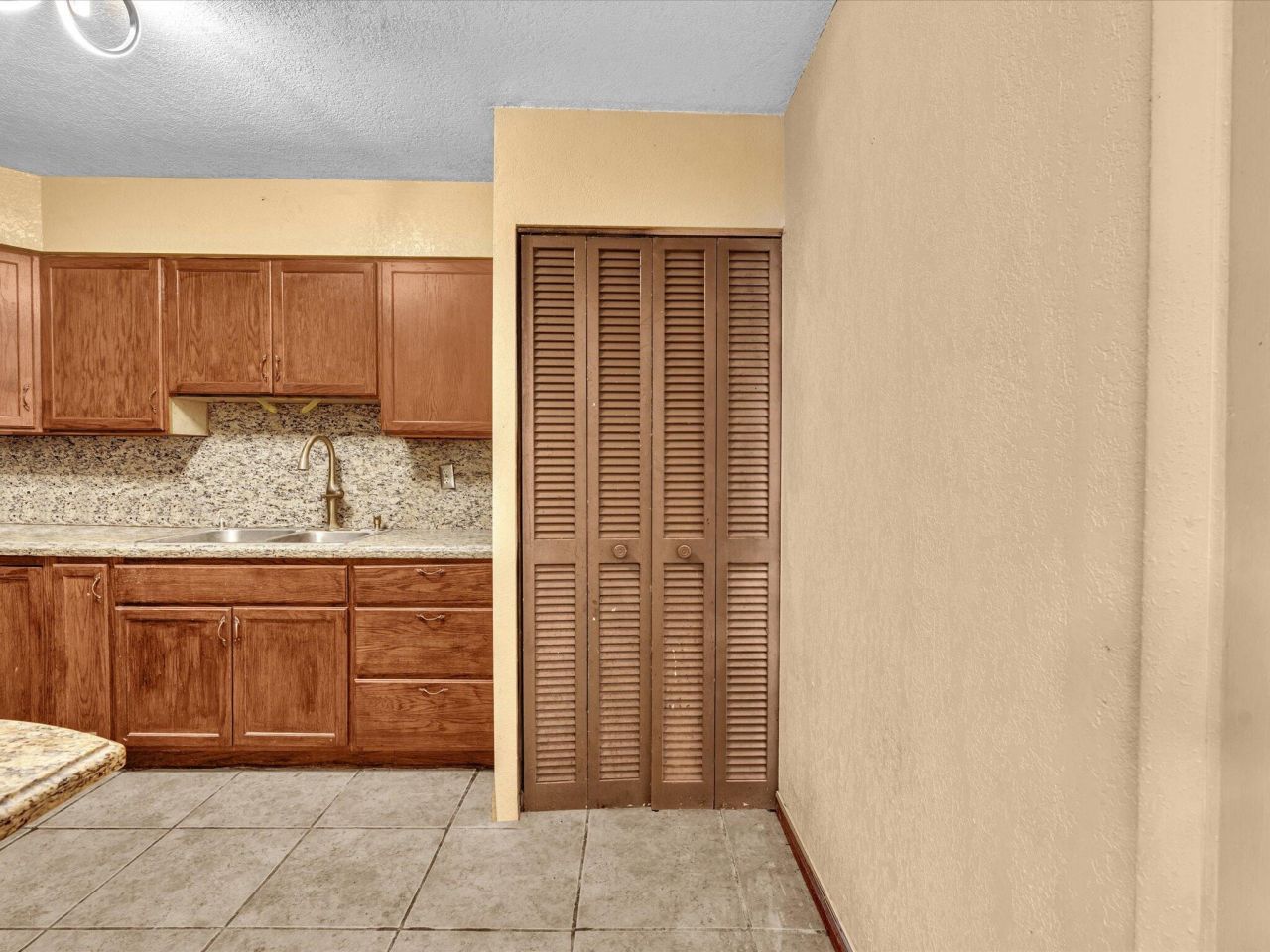 455 Janice Avenue, South Bay, FL 33493 Photo