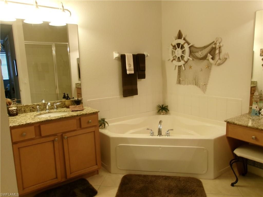 174 Shadroe Cove Cir, Unit 1002, Cape Coral, FL 33991 Photo