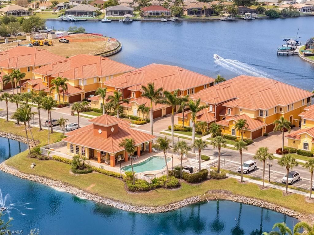174 Shadroe Cove Cir, Unit 1002, Cape Coral, FL 33991 Photo