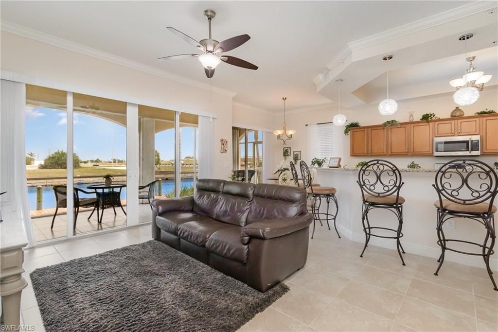 174 Shadroe Cove Cir, Unit 1002, Cape Coral, FL 33991 Photo