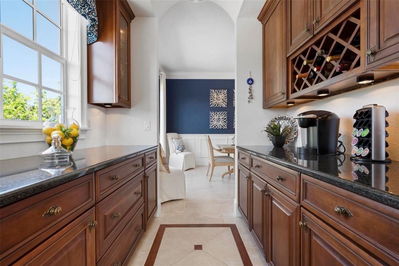 6802 68th Avenue E, Bradenton, FL 34203 Photo