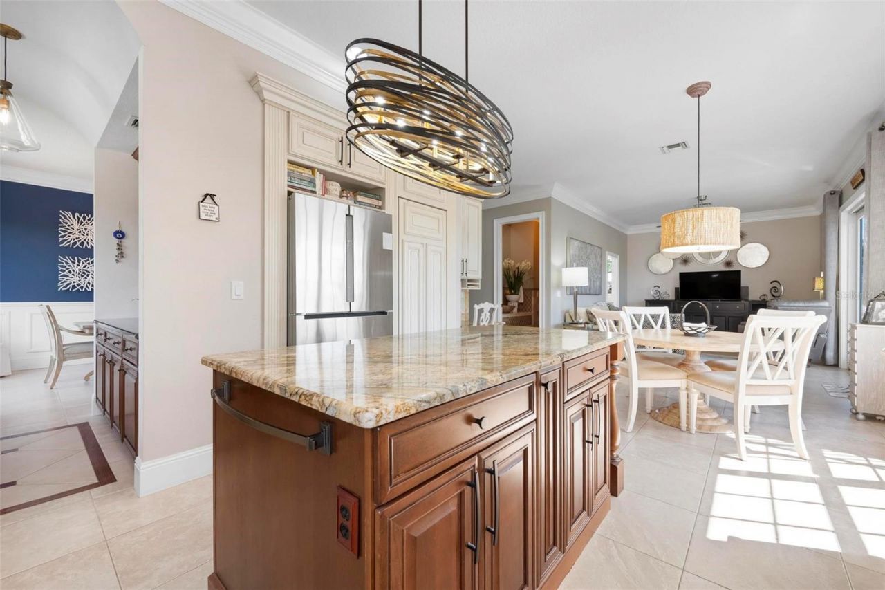 6802 68th Avenue E, Bradenton, FL 34203 Photo