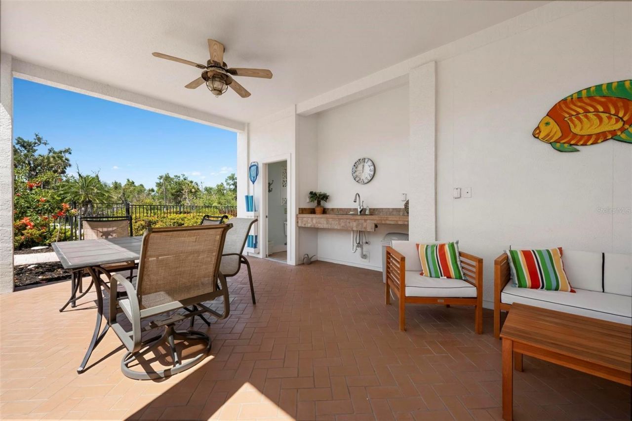 6802 68th Avenue E, Bradenton, FL 34203 Photo