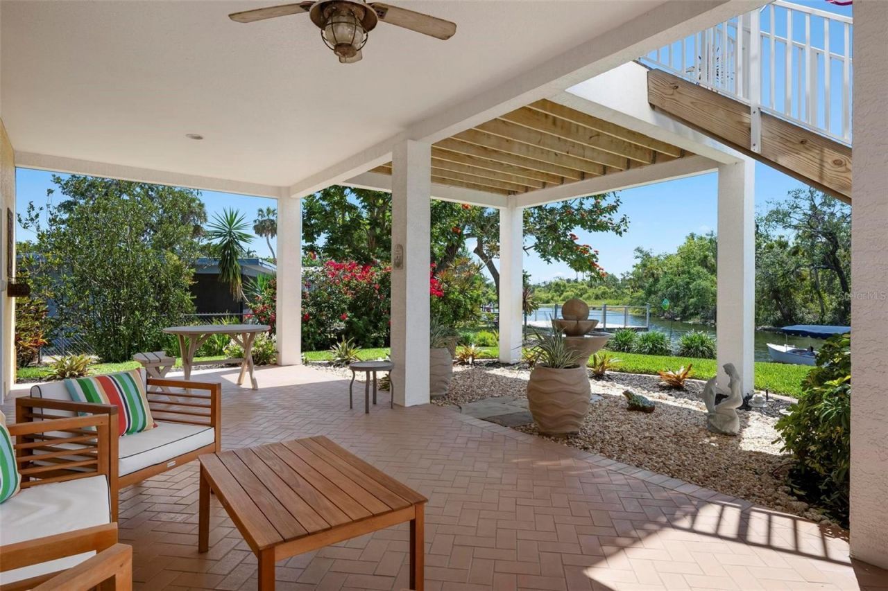 6802 68th Avenue E, Bradenton, FL 34203 Photo