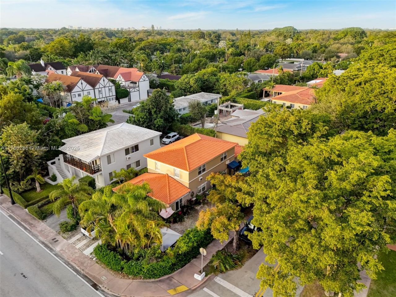 400 Cadima Ave, Coral Gables, FL 33134 Photo