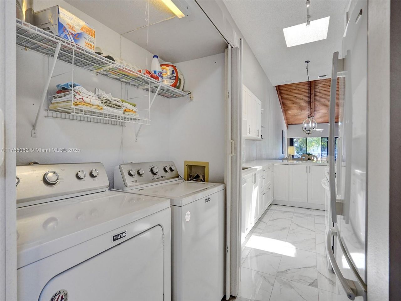 2667 S Parkview Dr, Hallandale Beach, FL 33009 Photo