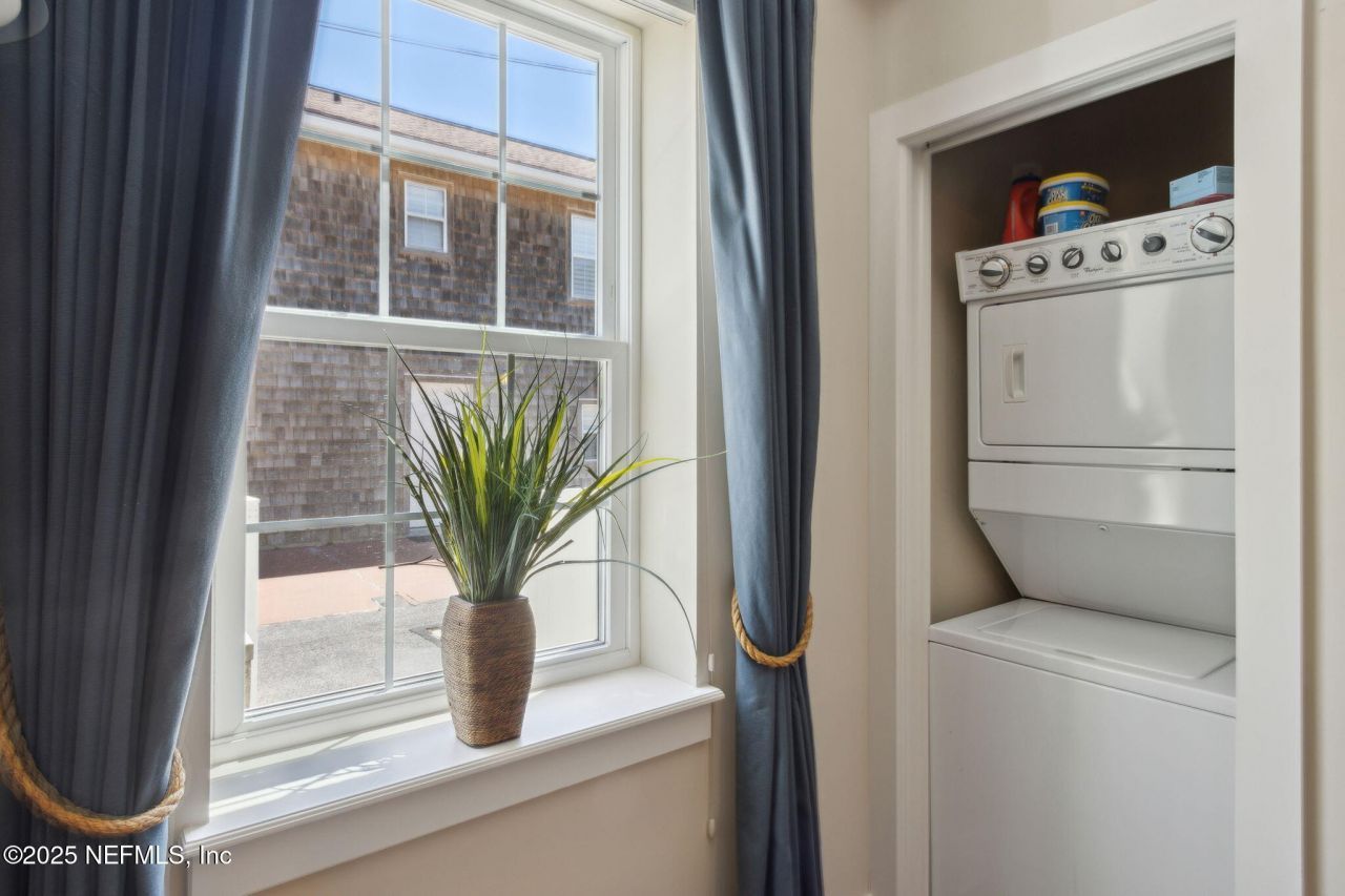 111 Cherry Street, Neptune Beach, FL 32266 Photo