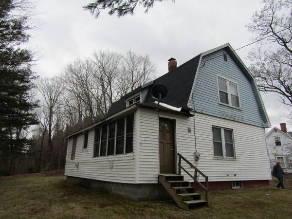 283 Main Street, Sherman, ME 04776