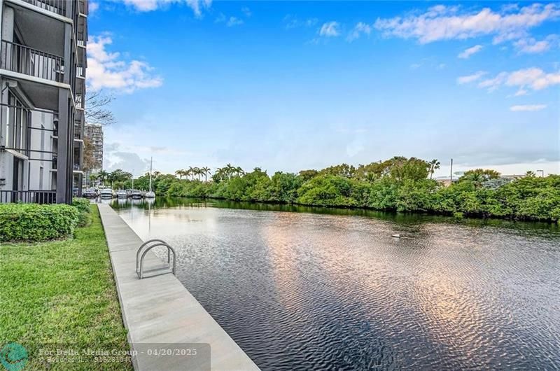 3401 N Country Club Drive, Unit 110, Aventura, FL 33180 Photo