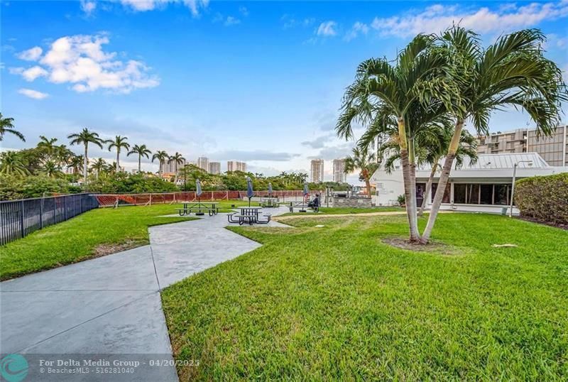 3401 N Country Club Drive, Unit 110, Aventura, FL 33180 Photo