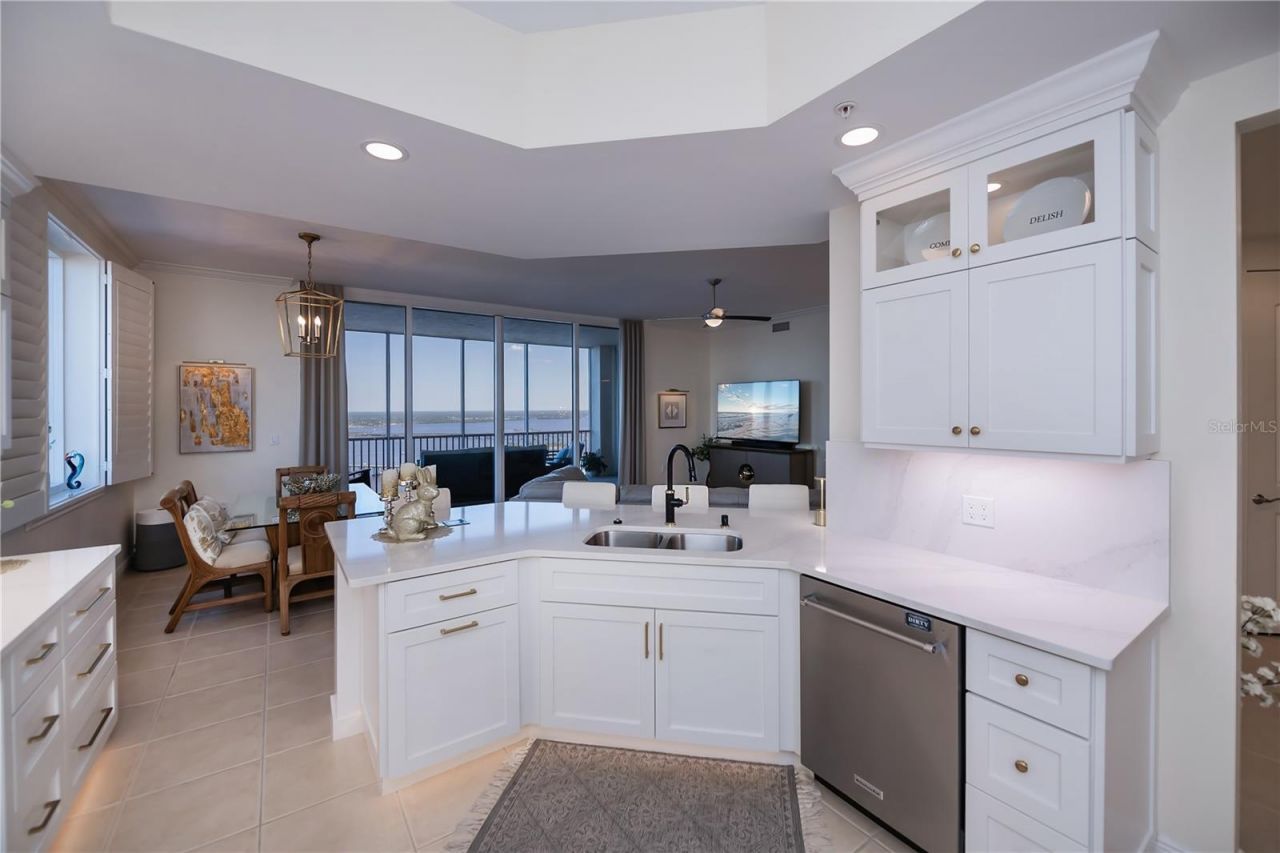 2104 W 1st Street, Unit 3103, Fort Myers, FL 33901 Photo