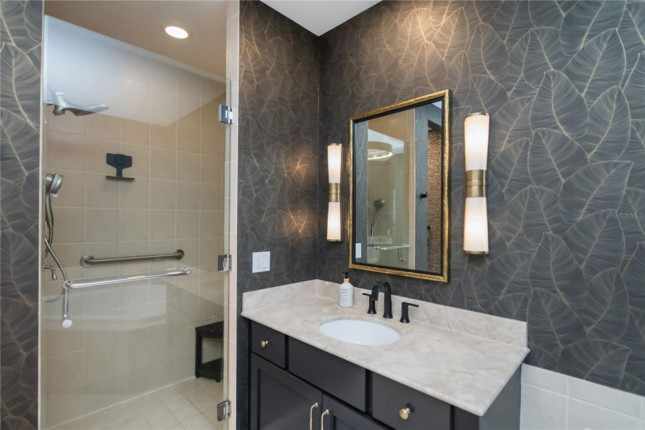 2104 W 1st Street, Unit 3103, Fort Myers, FL 33901 Photo