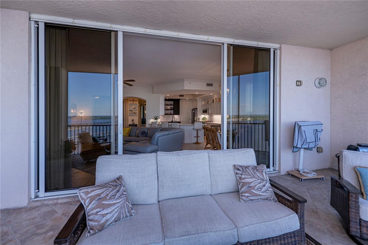 2104 W 1st Street, Unit 3103, Fort Myers, FL 33901 Photo