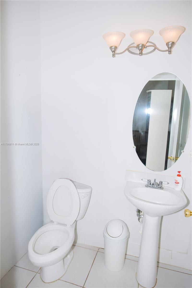 1735 NW 77th Ave, Pembroke Pines, FL 33024 Photo