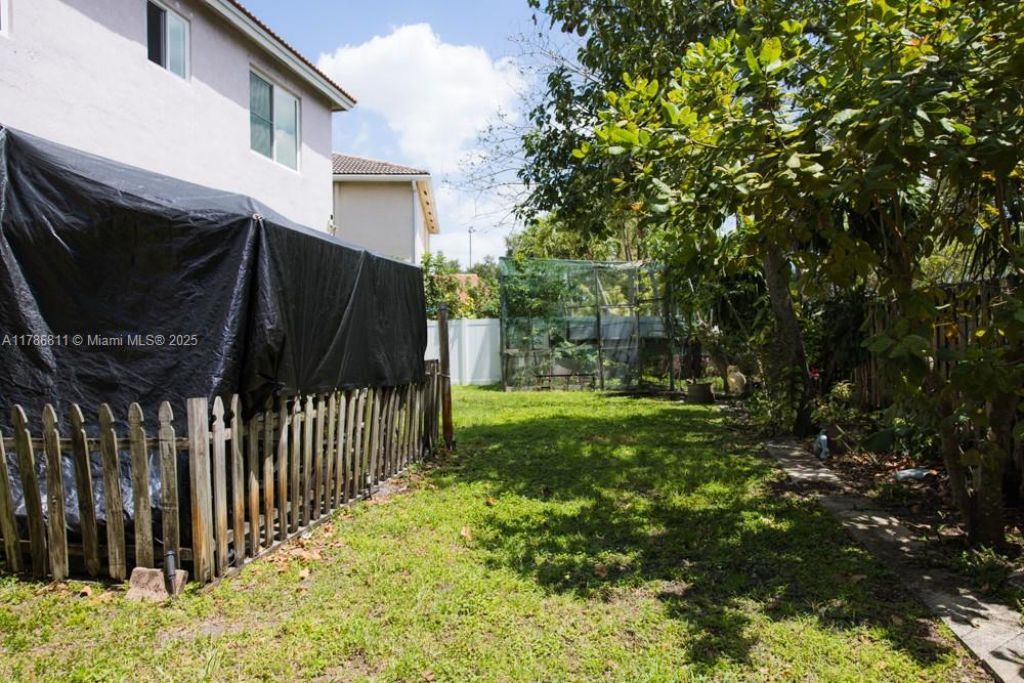 1735 NW 77th Ave, Pembroke Pines, FL 33024 Photo