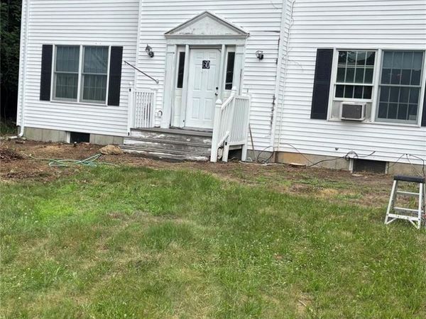 60 Randall Road, Wading River, NY 11792