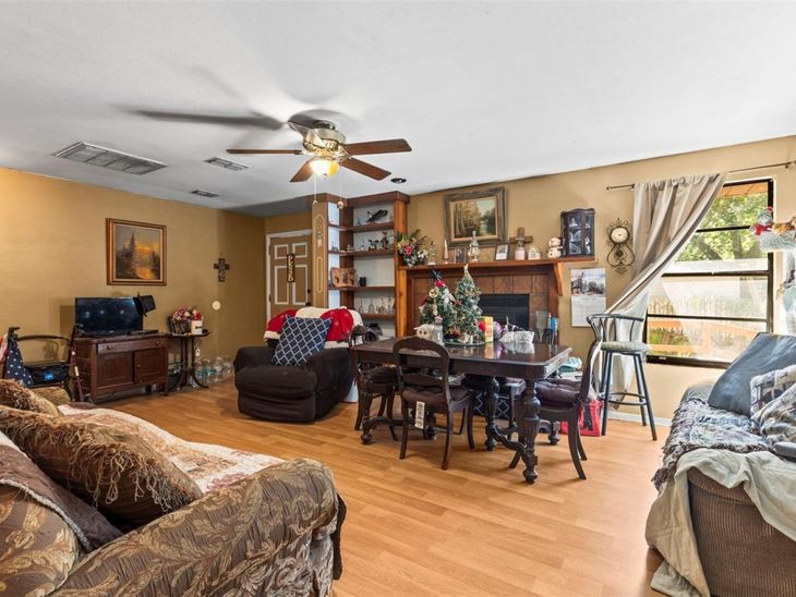 29133 Lawton Drive, Nobleton, FL 34661