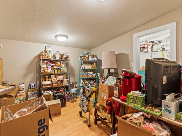 29133 Lawton Drive, Nobleton, FL 34661