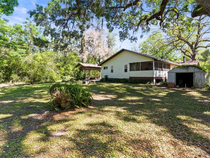 29133 Lawton Drive, Nobleton, FL 34661