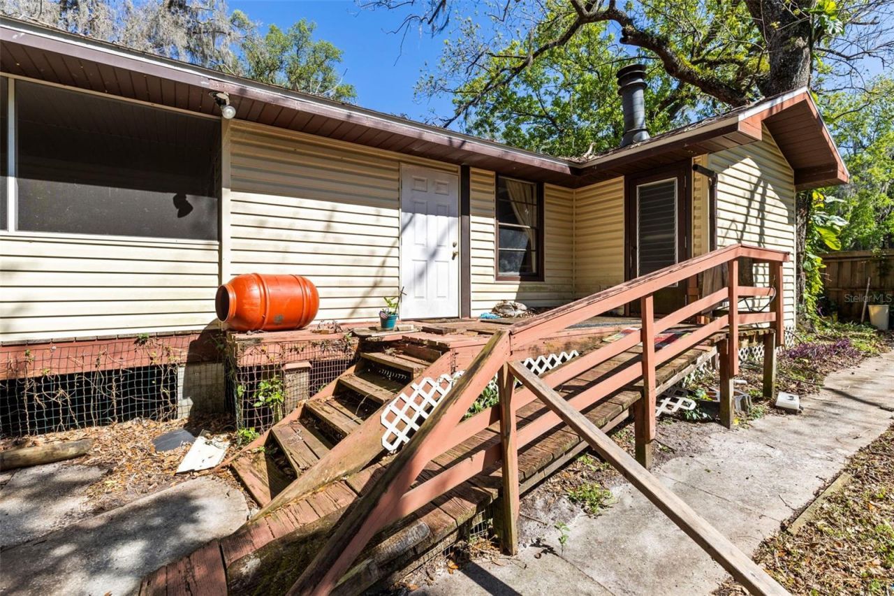 29133 Lawton Drive, Nobleton, FL 34661 Photo