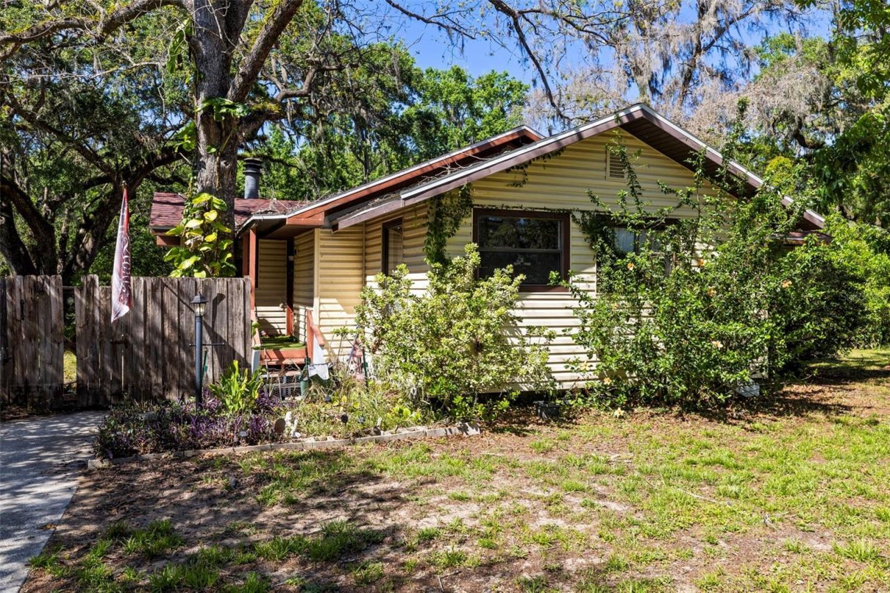 29133 Lawton Drive, Nobleton, FL 34661 Photo