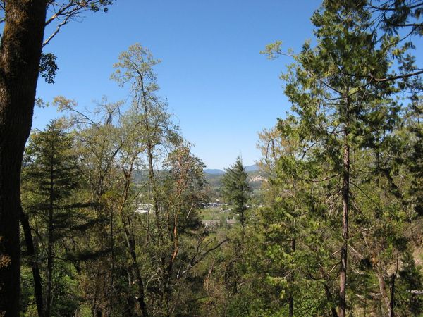 Bushnell Way, Unit 412, Grants Pass, OR 97527